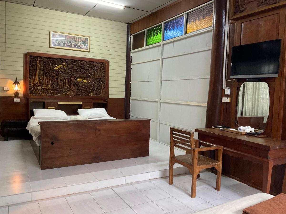 Kwanlah Homestay Mae Chaem Exterior photo
